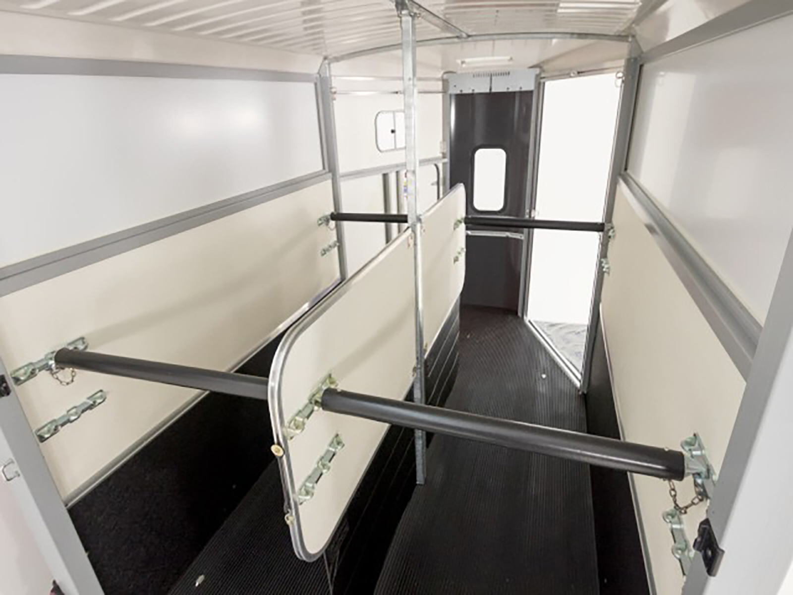 Ifor Williams Pferdeanhänger HB511|anthrazit|Frontausstieg – Bild 12