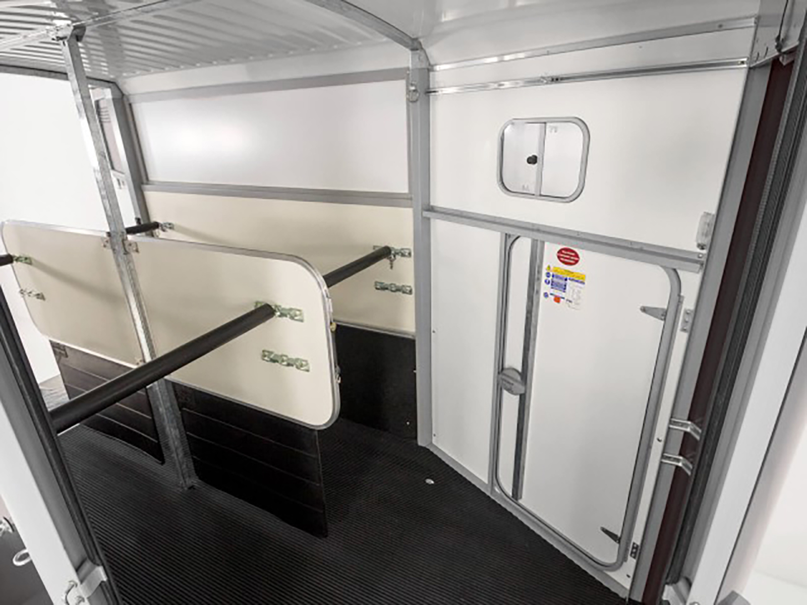 Ifor Williams Pferdeanhänger HB511|anthrazit|Frontausstieg – Bild 11
